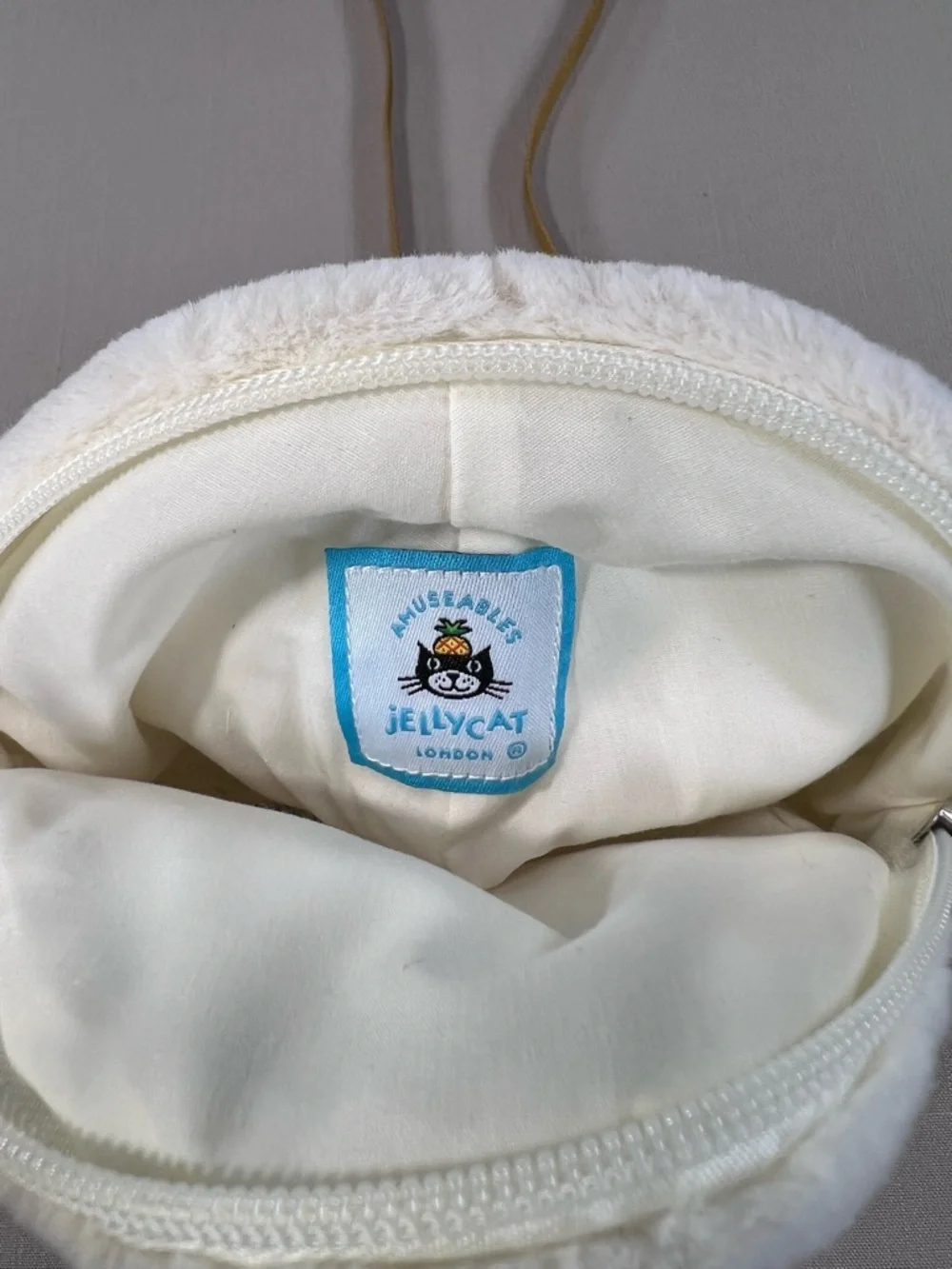 Jellycat Amuseable Happy Boiled Egg Crossbody Bag Plush White Yellow London - Picture 11 of 13